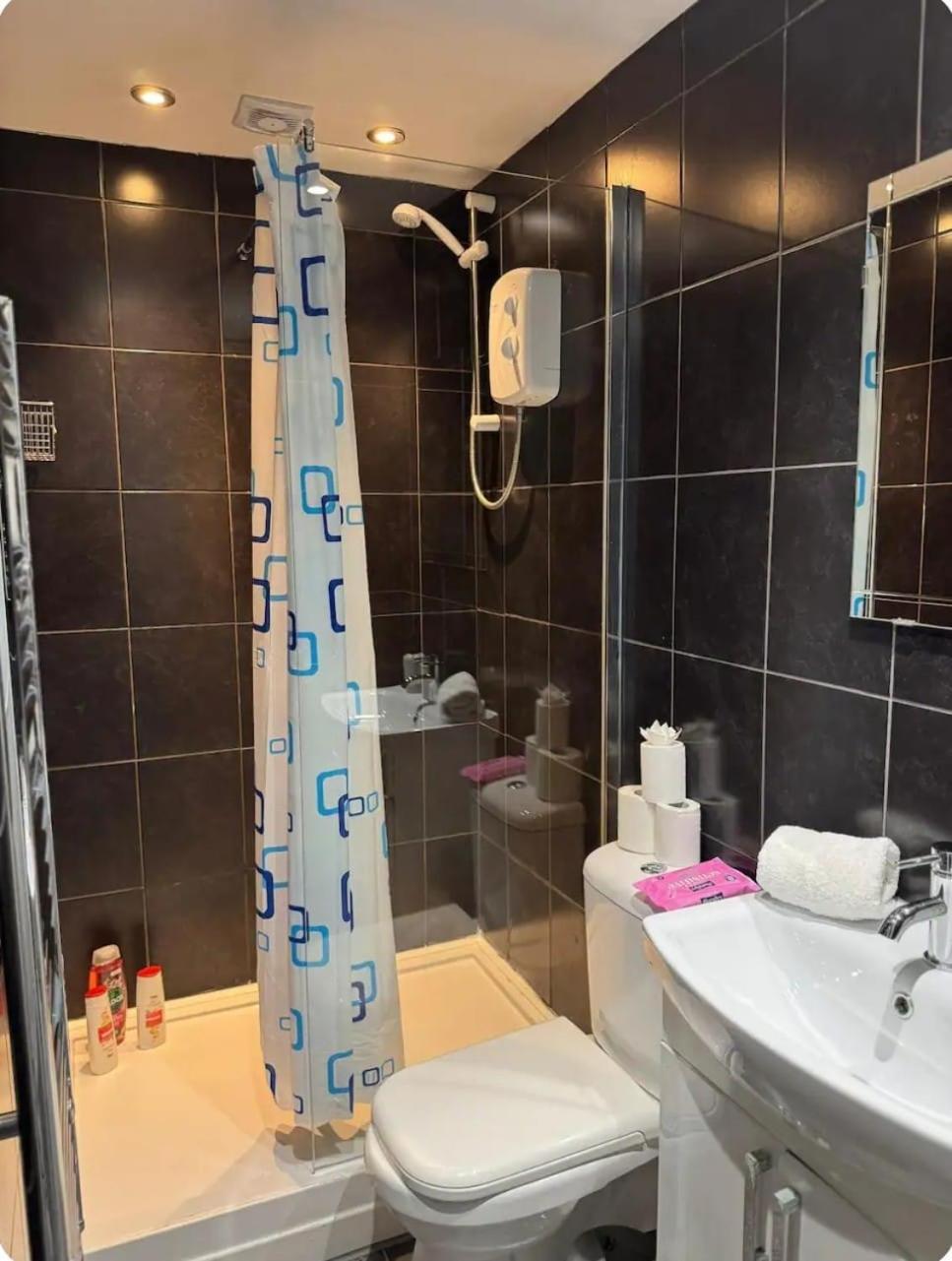 3 Casa Compartilhada No L6 Guest house Liverpool